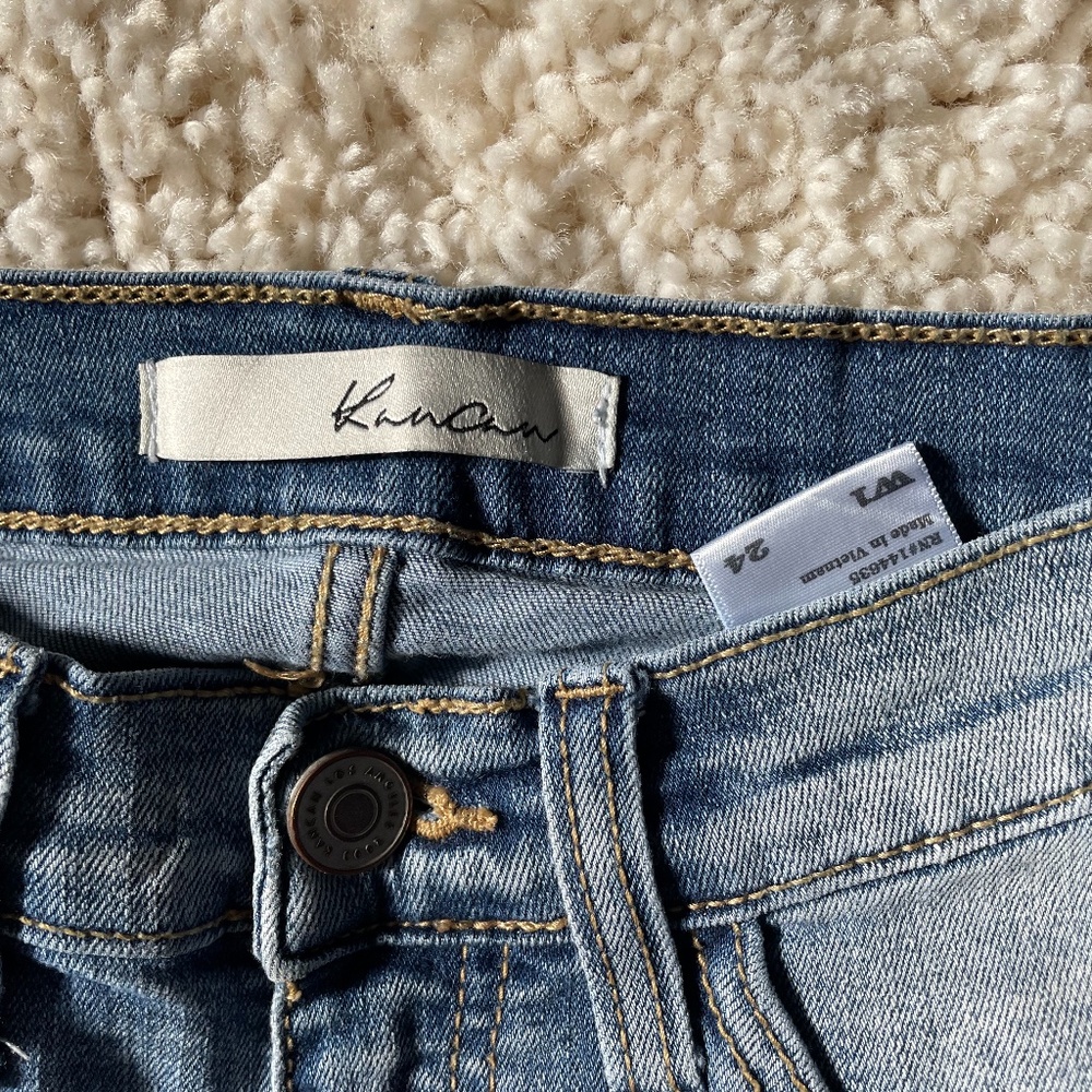 Jeans - Picture 2 of 4